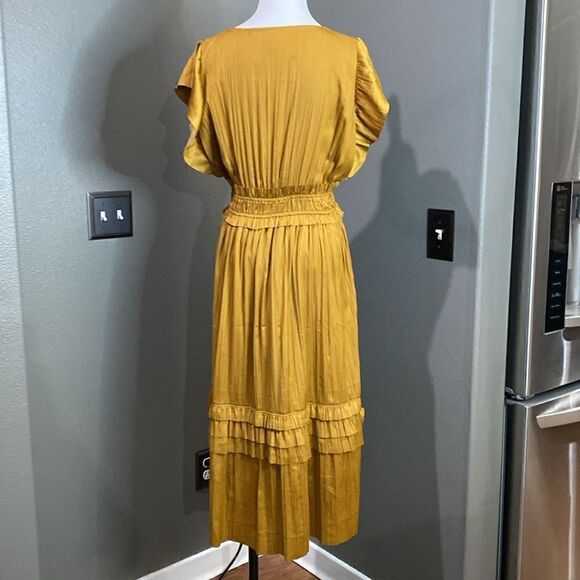 Roan + Ryan Talulah Dress beautiful gold color fabric flattering ruffles - Picture 10 of 14